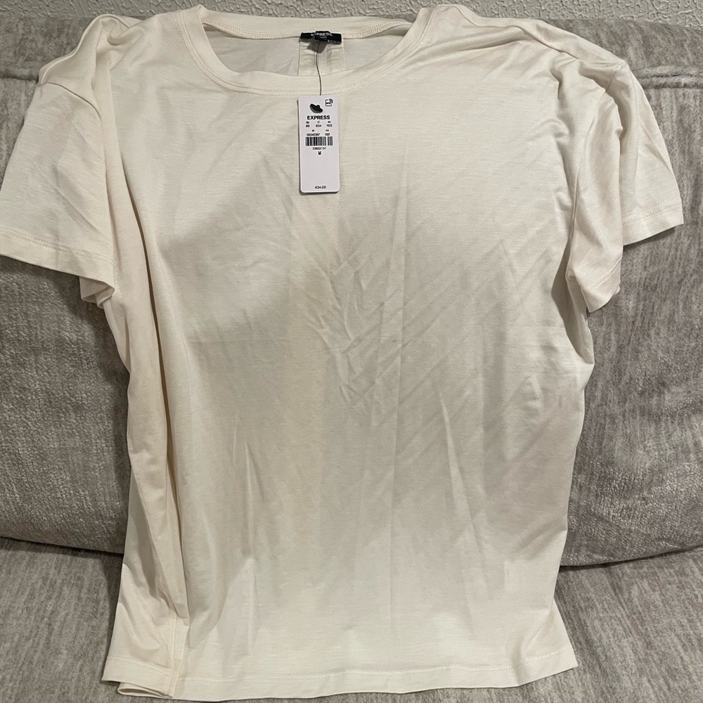 NWT EXPRESS SuperSoft Relaxed Crew Neck Tee - Picture 2 of 5